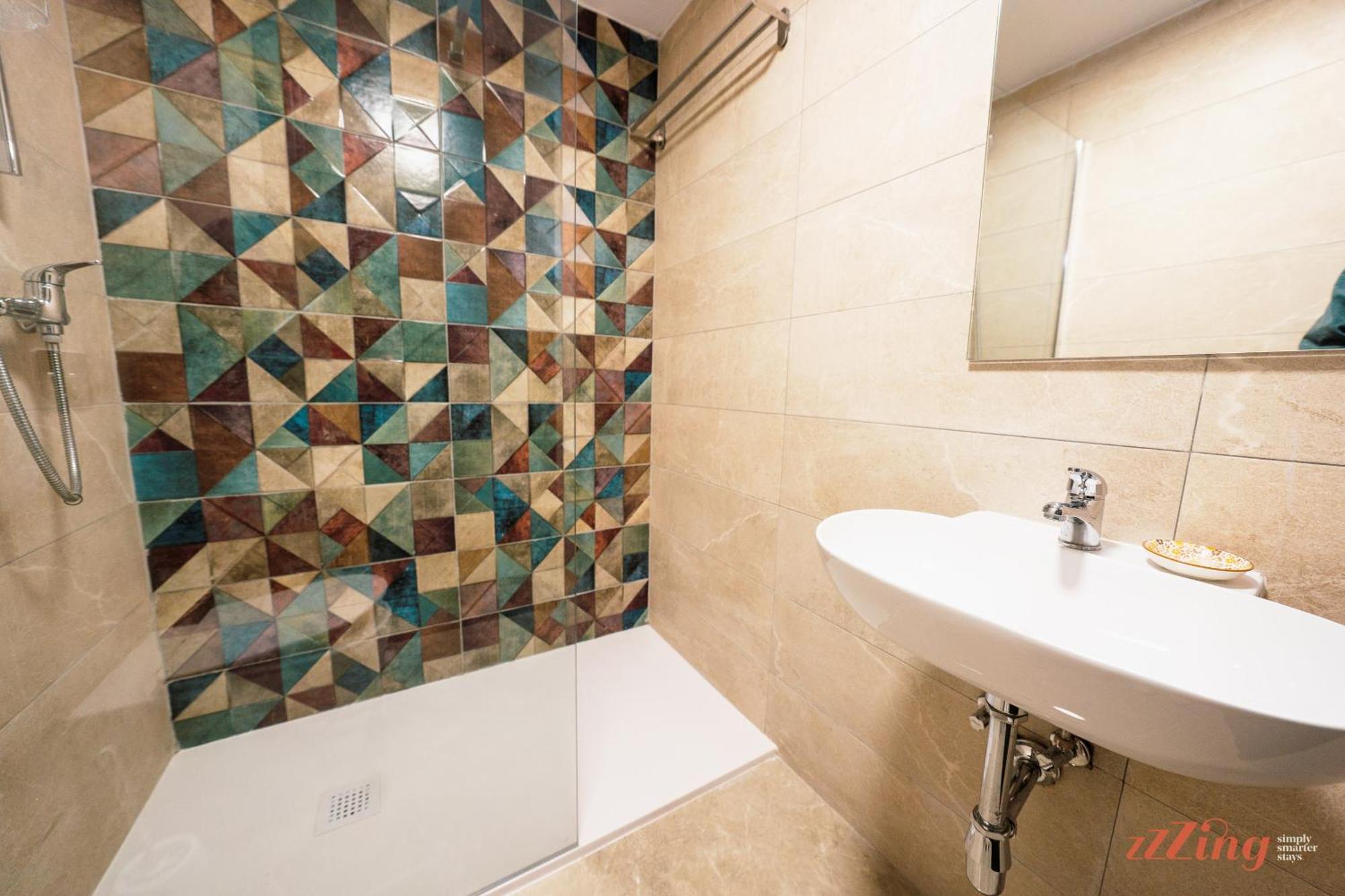 Seashore Stays - Stunning Apartments Right By The Sea St. Paul's Bay Pokoj fotografie